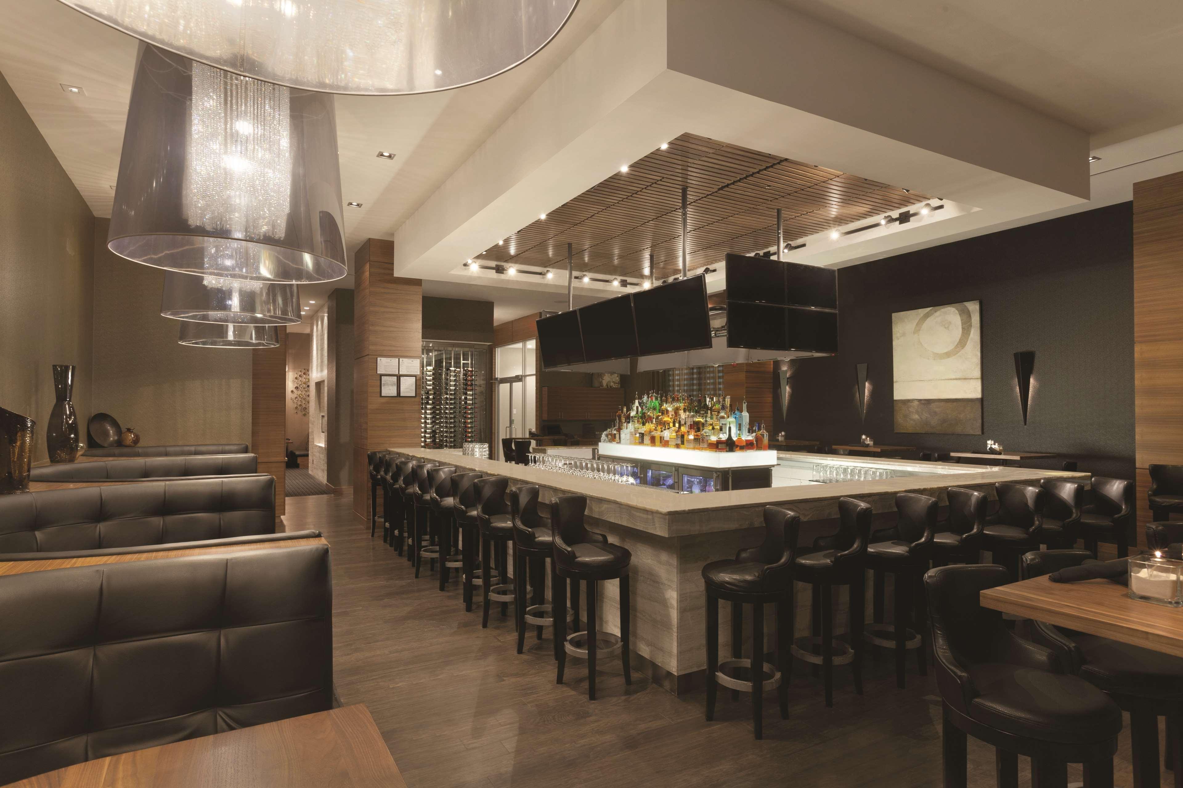 Radisson Hotel & Conference Centre Calgary Airport Esterno foto