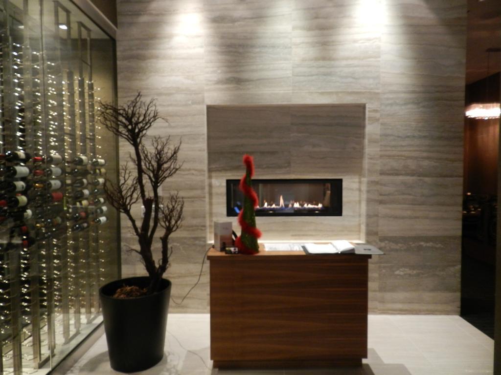 Radisson Hotel & Conference Centre Calgary Airport Esterno foto